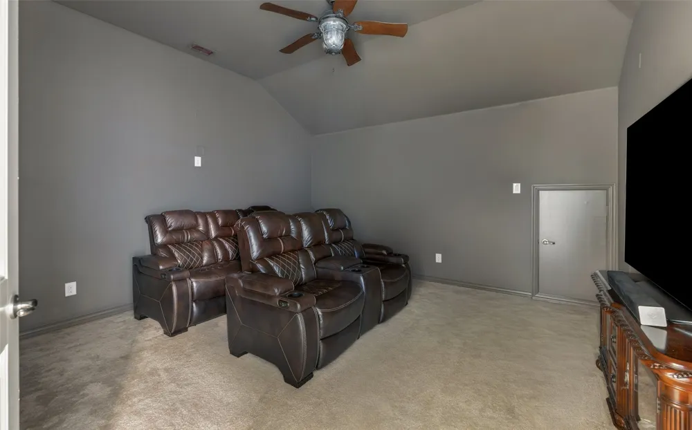 1374 Sandhurst Drive Roanoke, TX 76262