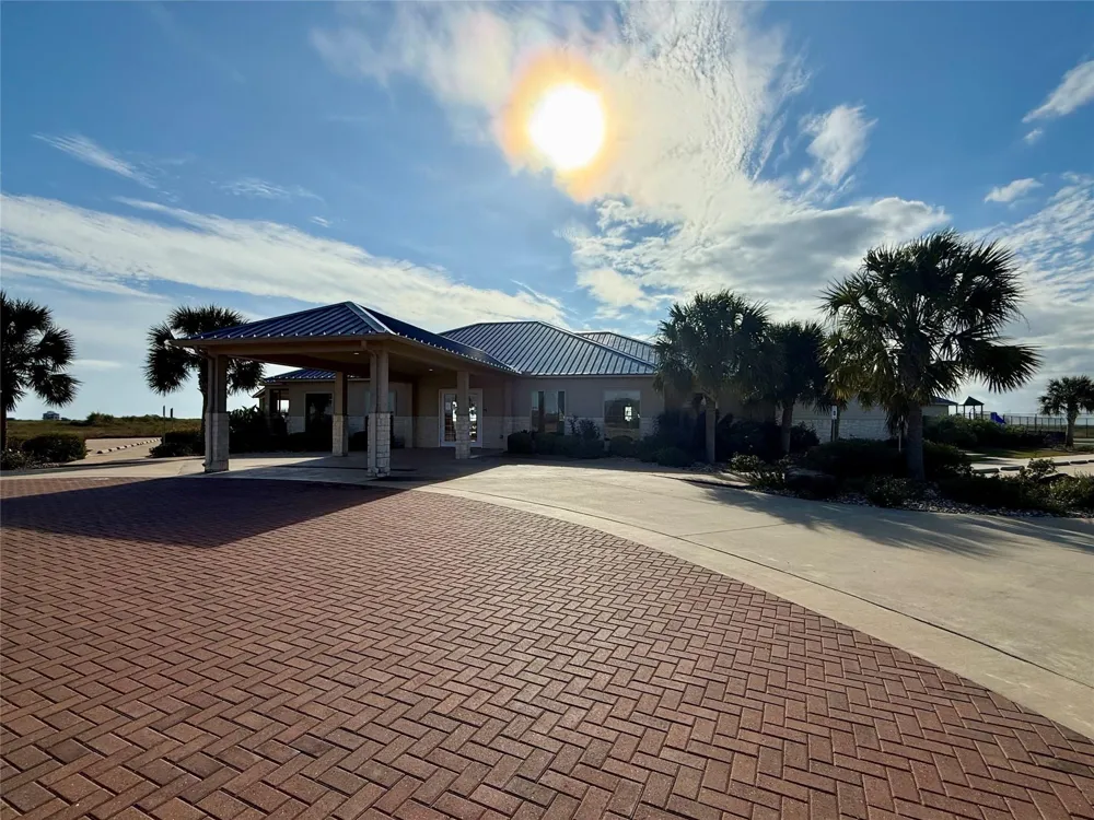 670 Coastal Lane Palacios, TX 77465