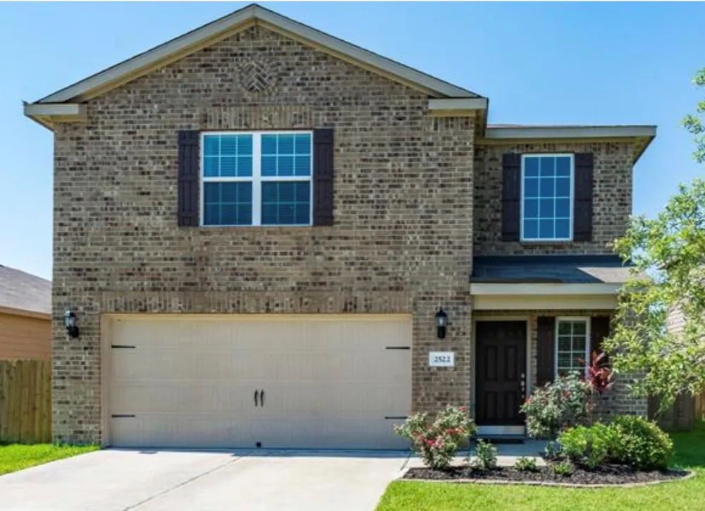 2522 Tracy Lane Highlands, TX 77562