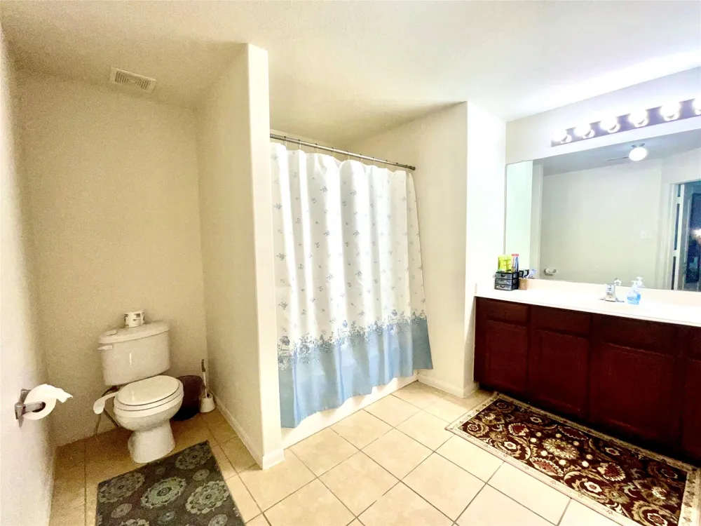 2522 Tracy Lane Highlands, TX 77562