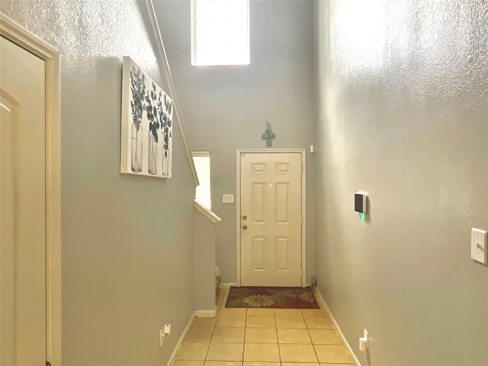 2522 Tracy Lane Highlands, TX 77562