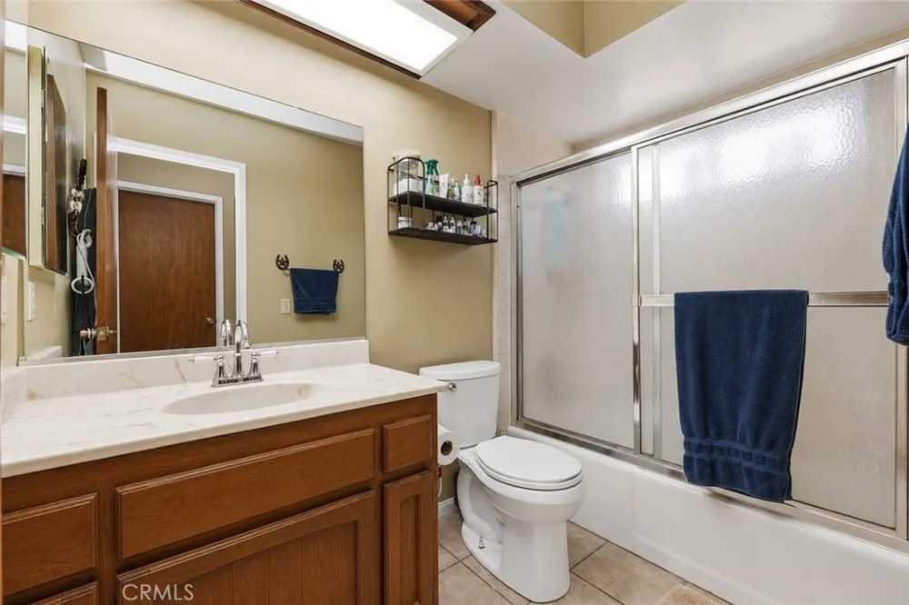 34407 Fairview Dr Yucaipa, CA 92399