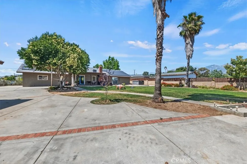 34407 Fairview Dr Yucaipa, CA 92399