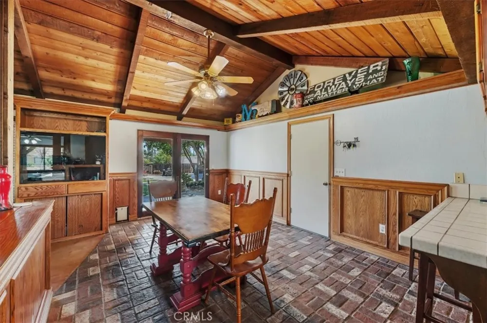34407 Fairview Dr Yucaipa, CA 92399