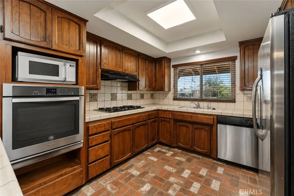 34407 Fairview Dr Yucaipa, CA 92399