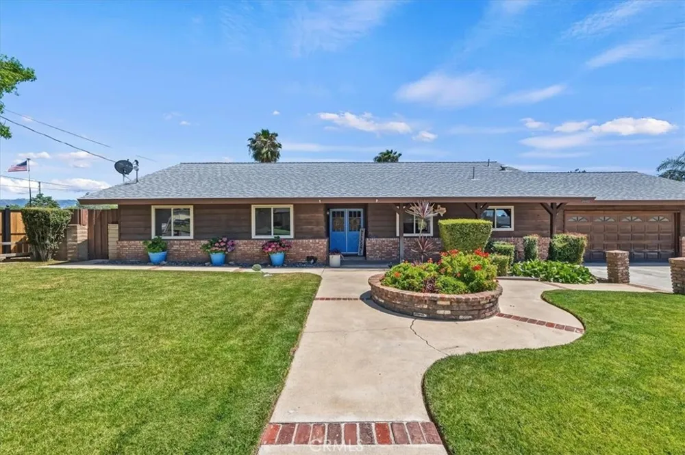 34407 Fairview Dr Yucaipa, CA 92399