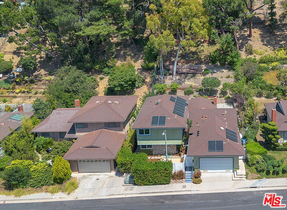 4076 Tropico Way Los Angeles, CA 90065