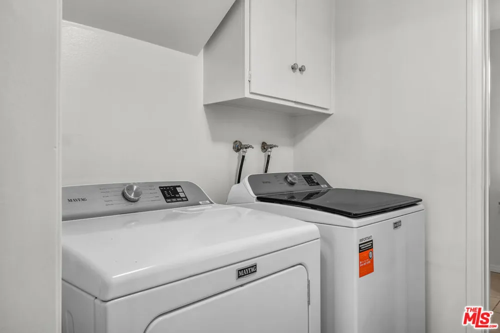 4076 Tropico Way Los Angeles, CA 90065