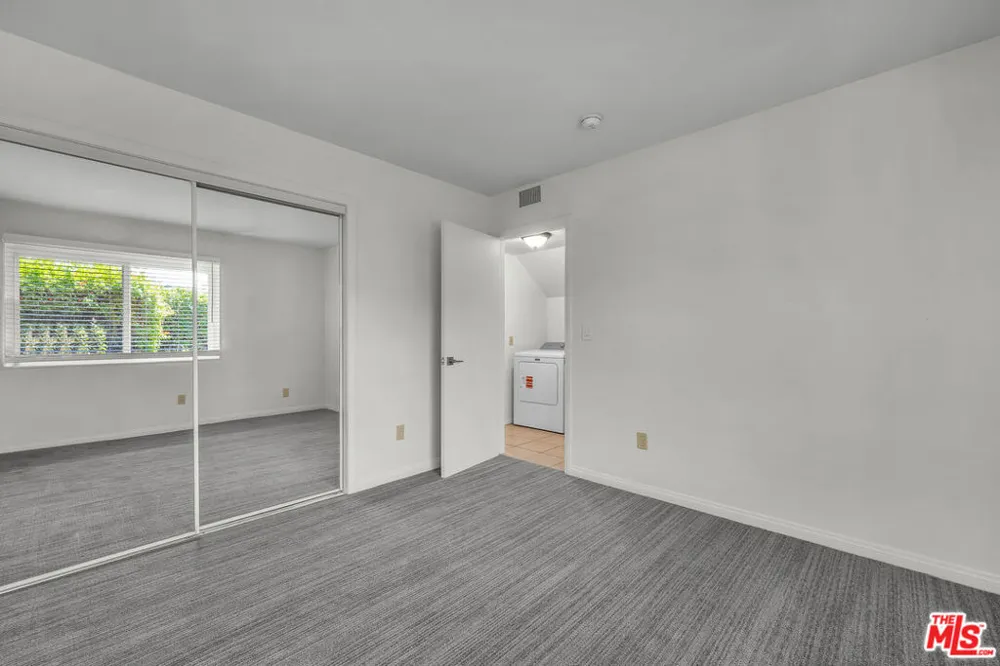 4076 Tropico Way Los Angeles, CA 90065