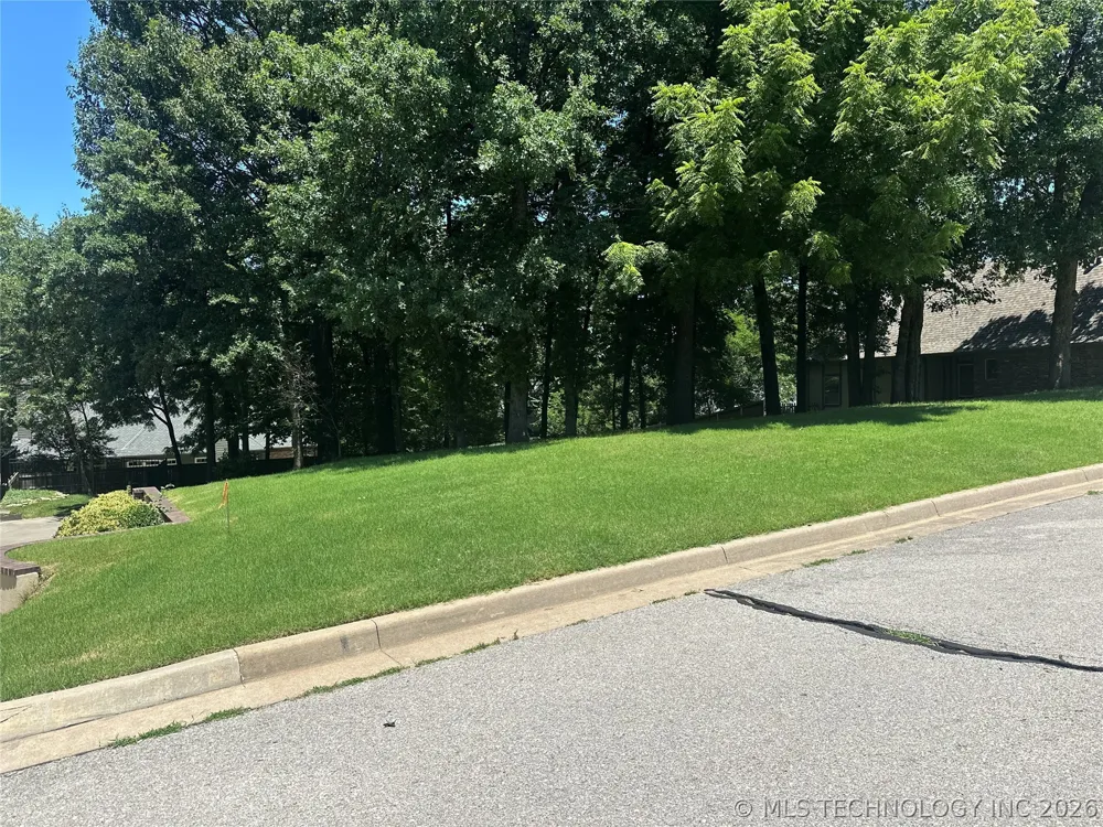 6623 E 114th Street S Bixby, OK 74008