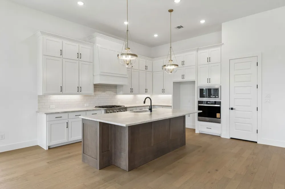 1905 Golden Gate Way Celina, TX 75009