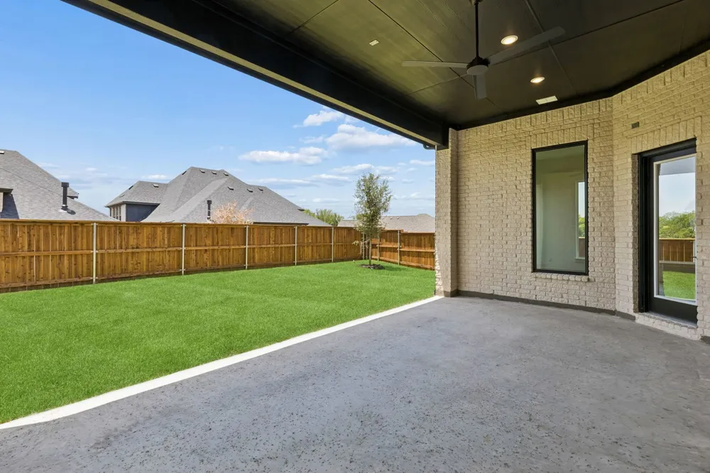 1905 Golden Gate Way Celina, TX 75009