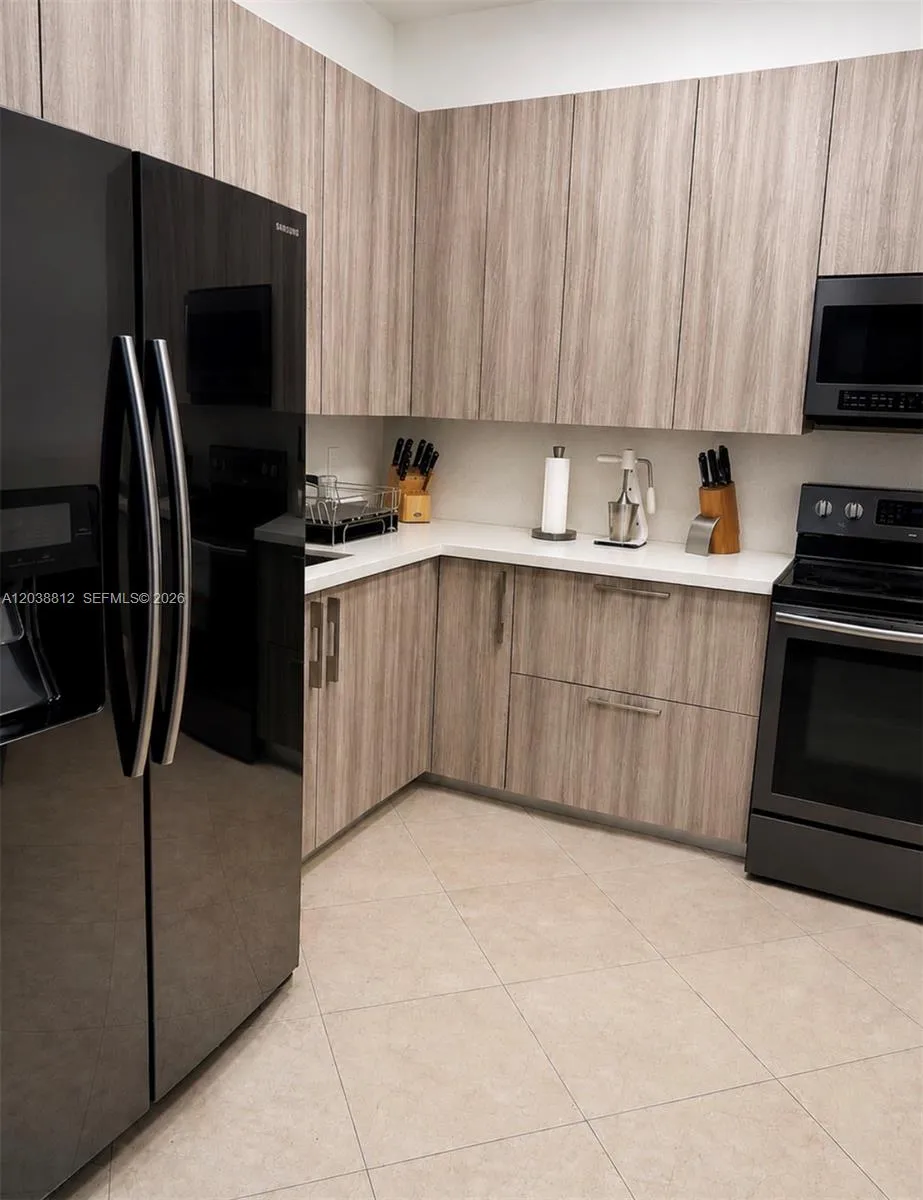 10395 SW 67th Ave Pinecrest, FL 33156
