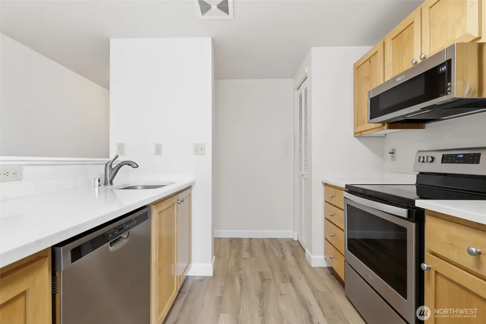 701 Columbia Street #612 Vancouver, WA 98660