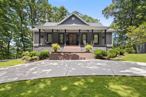 2245 Ravens Den Rd