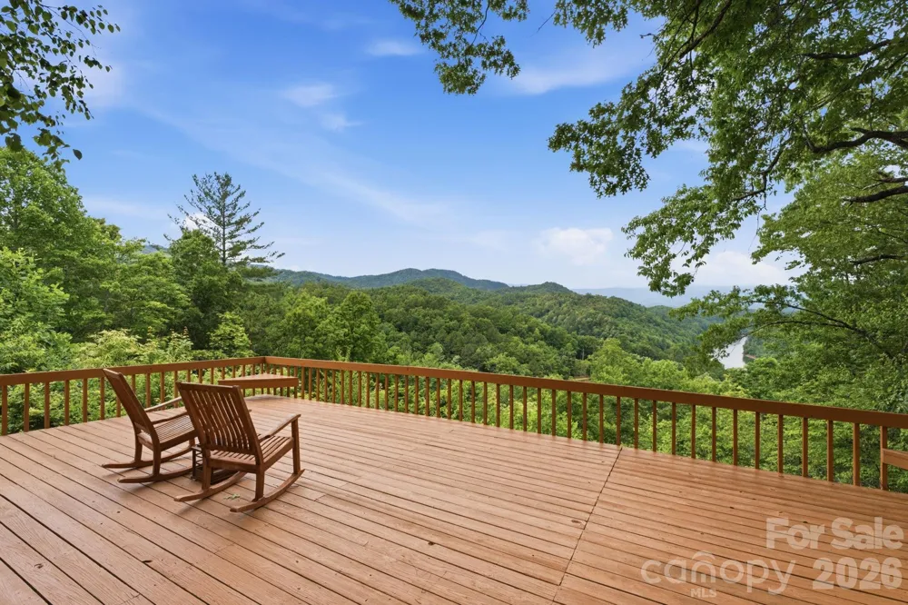11150 Highway 19W Highway Bryson City, NC 28713
