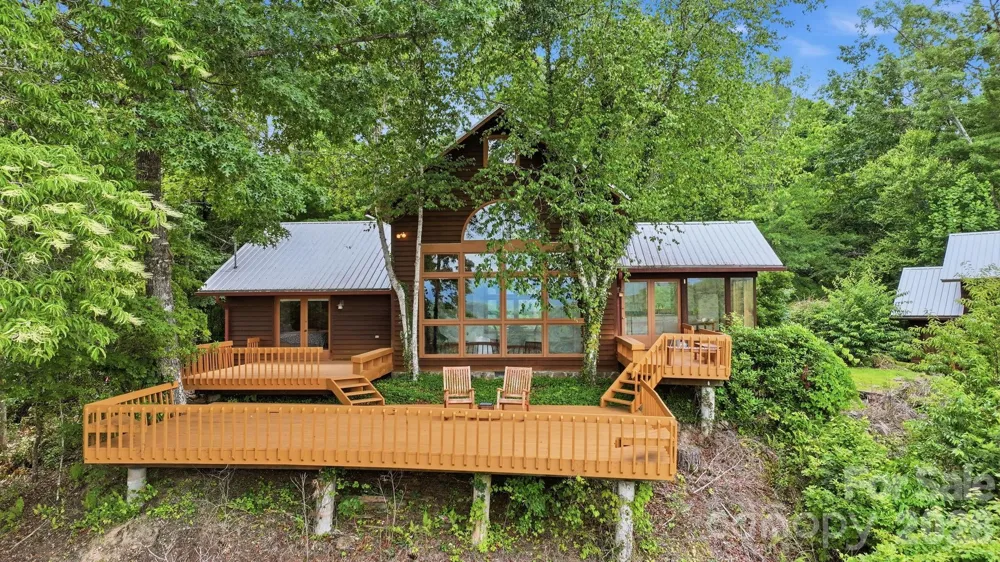 11150 Highway 19W Highway Bryson City, NC 28713