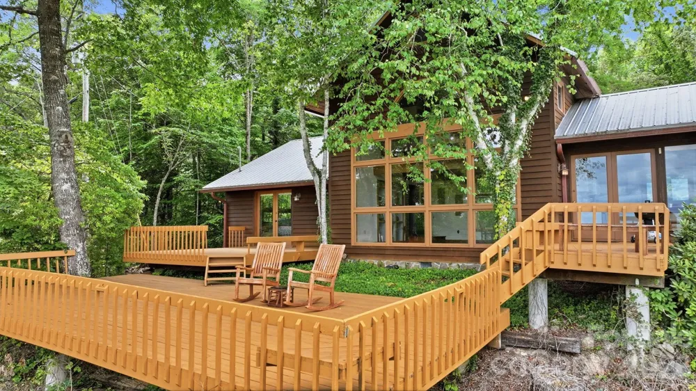 11150 Highway 19W Highway Bryson City, NC 28713