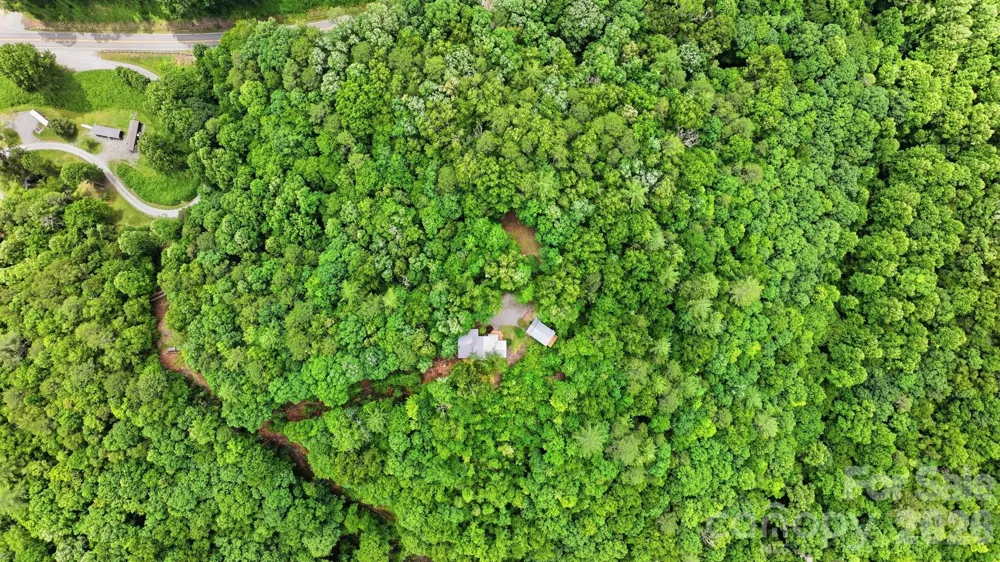 11150 Highway 19W Highway Bryson City, NC 28713