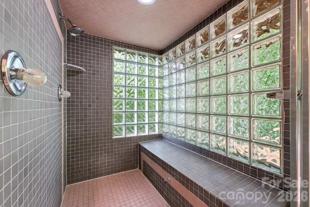 11150 Highway 19W Highway Bryson City, NC 28713