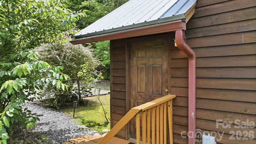 11150 Highway 19W Highway Bryson City, NC 28713