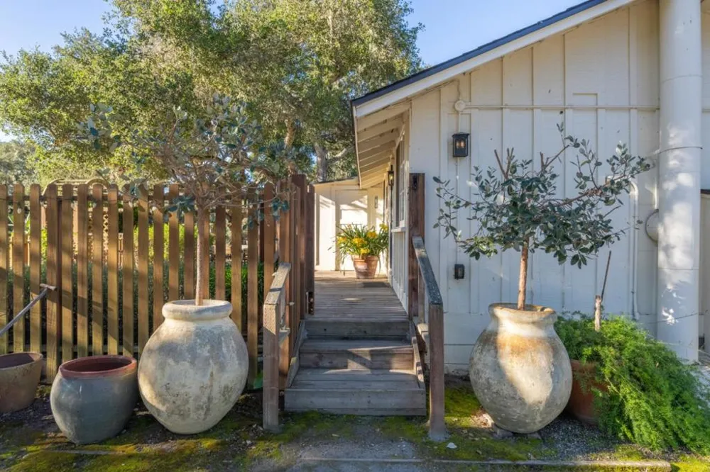 5155 Carmel Valley Road Carmel, CA 93923