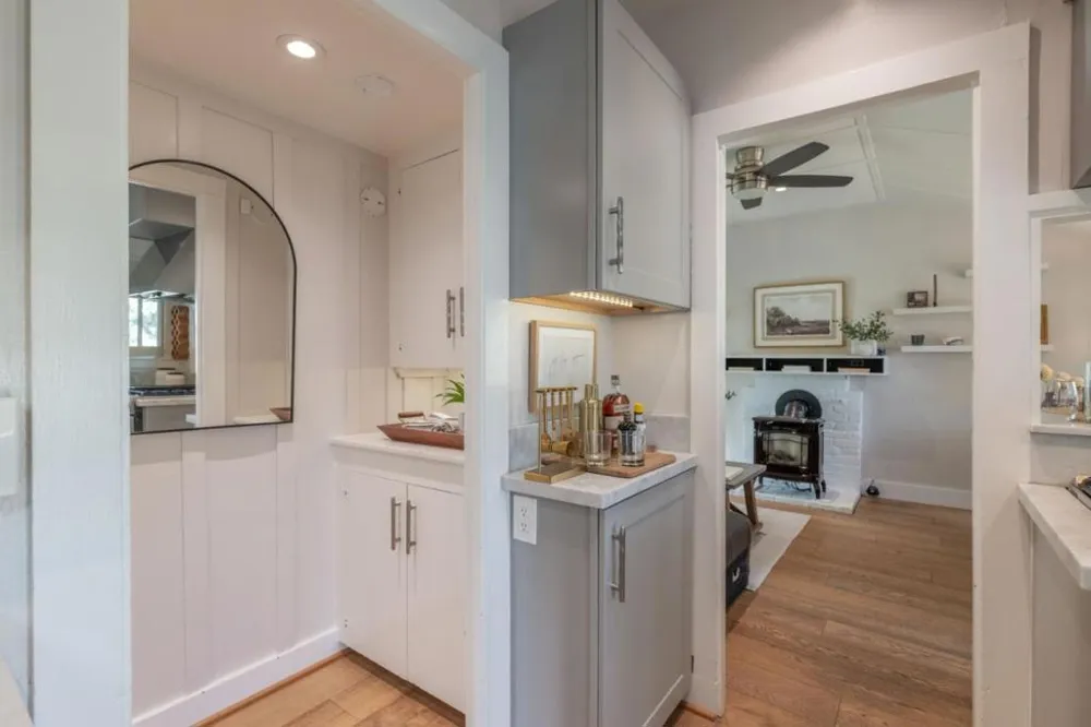 5155 Carmel Valley Road Carmel, CA 93923