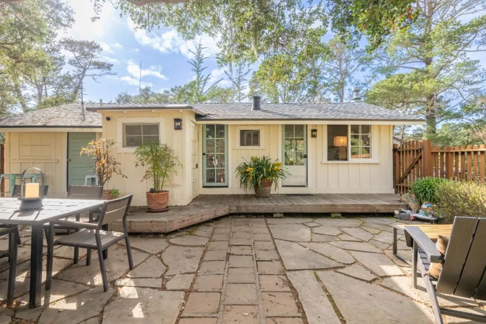 5155 Carmel Valley Road Carmel, CA 93923