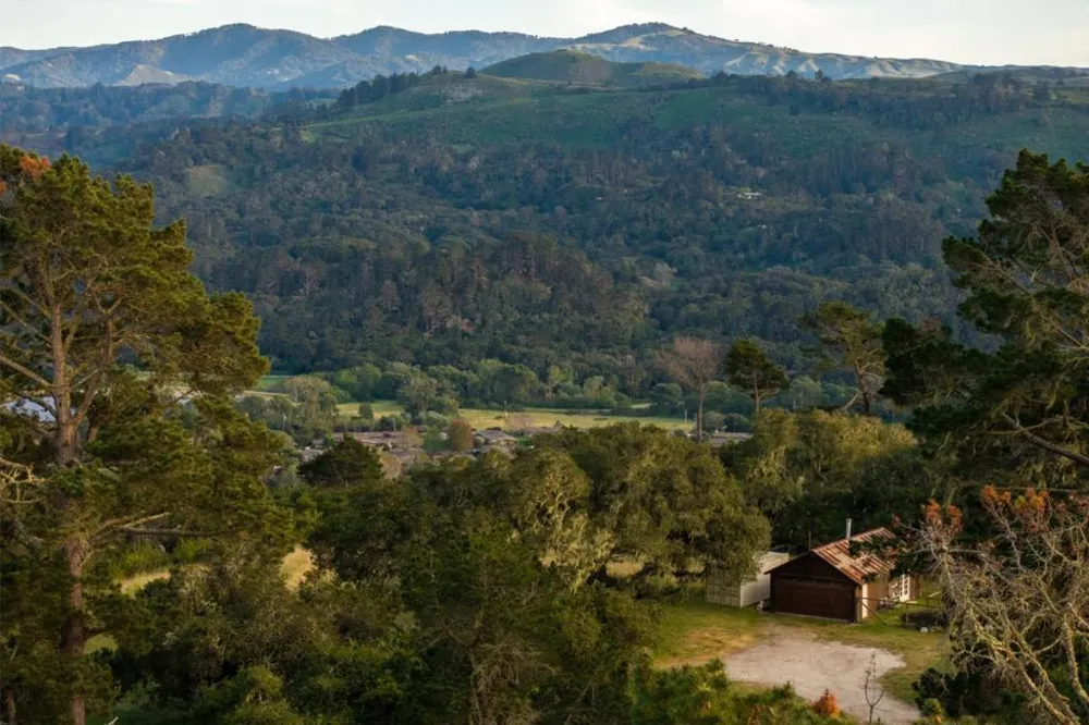 5155 Carmel Valley Road Carmel, CA 93923
