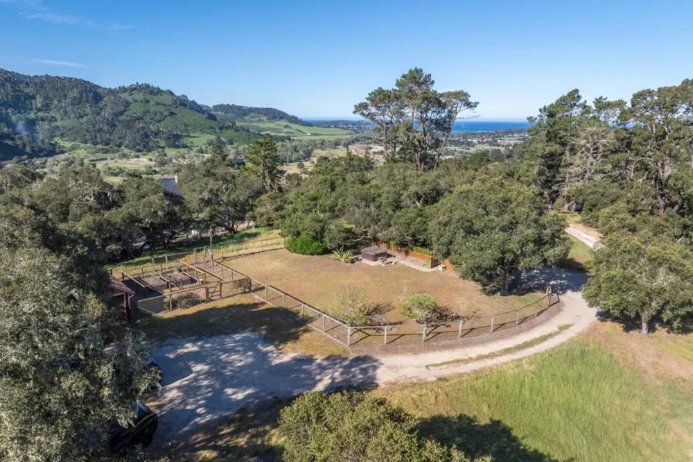 5155 Carmel Valley Road Carmel, CA 93923
