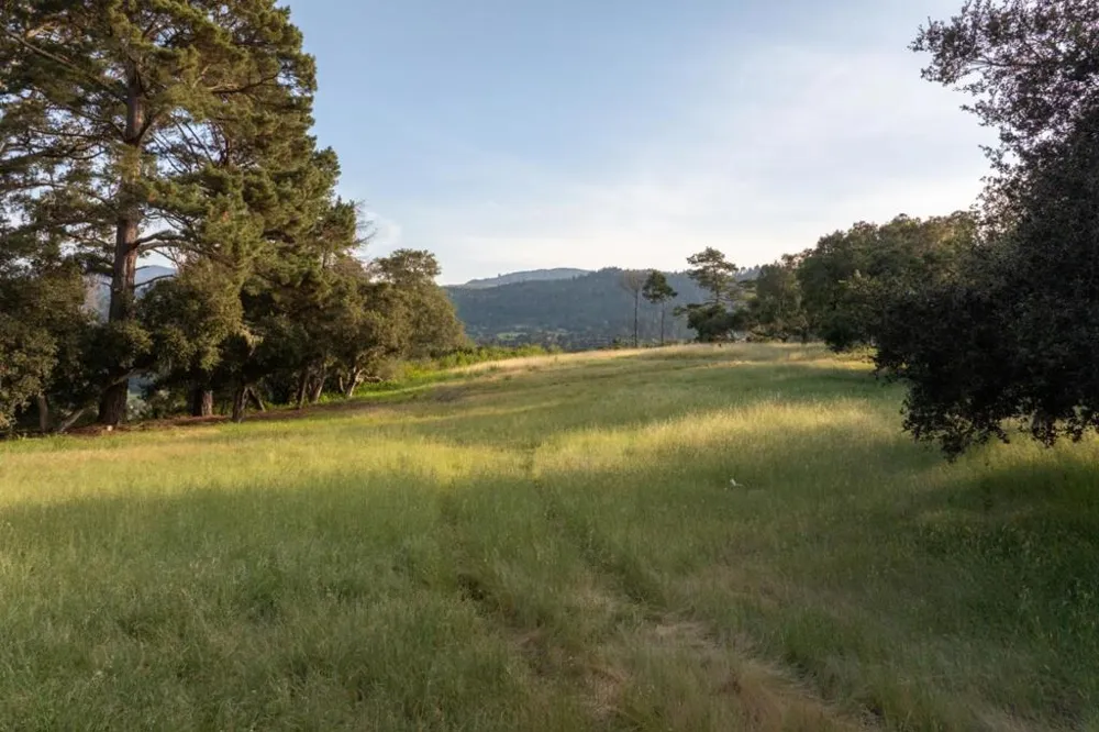 5155 Carmel Valley Road Carmel, CA 93923