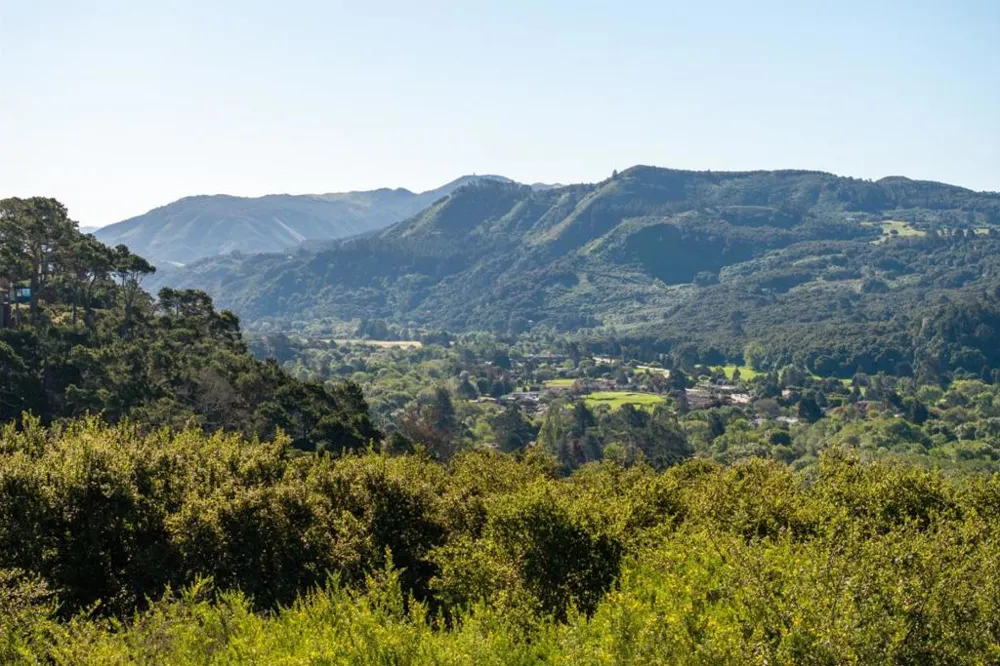 5155 Carmel Valley Road Carmel, CA 93923