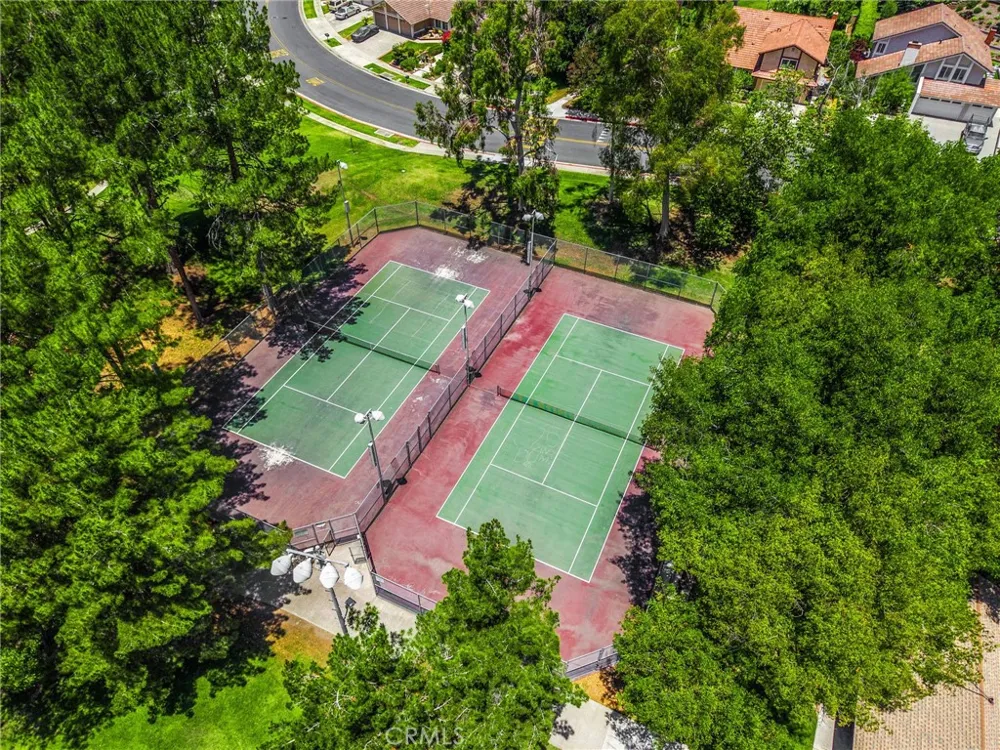 2226 Shadetree Circle Brea, CA 92821
