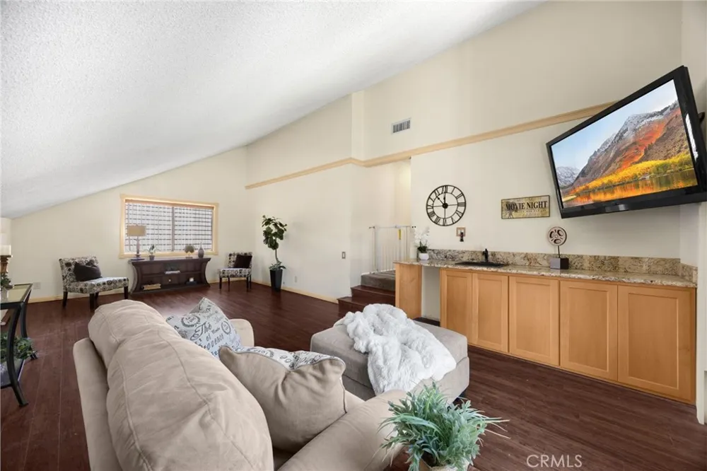 2226 Shadetree Circle Brea, CA 92821