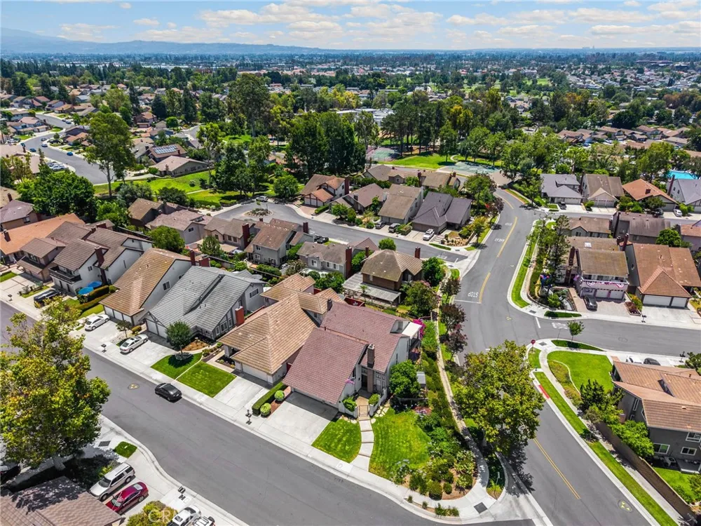 2226 Shadetree Circle Brea, CA 92821