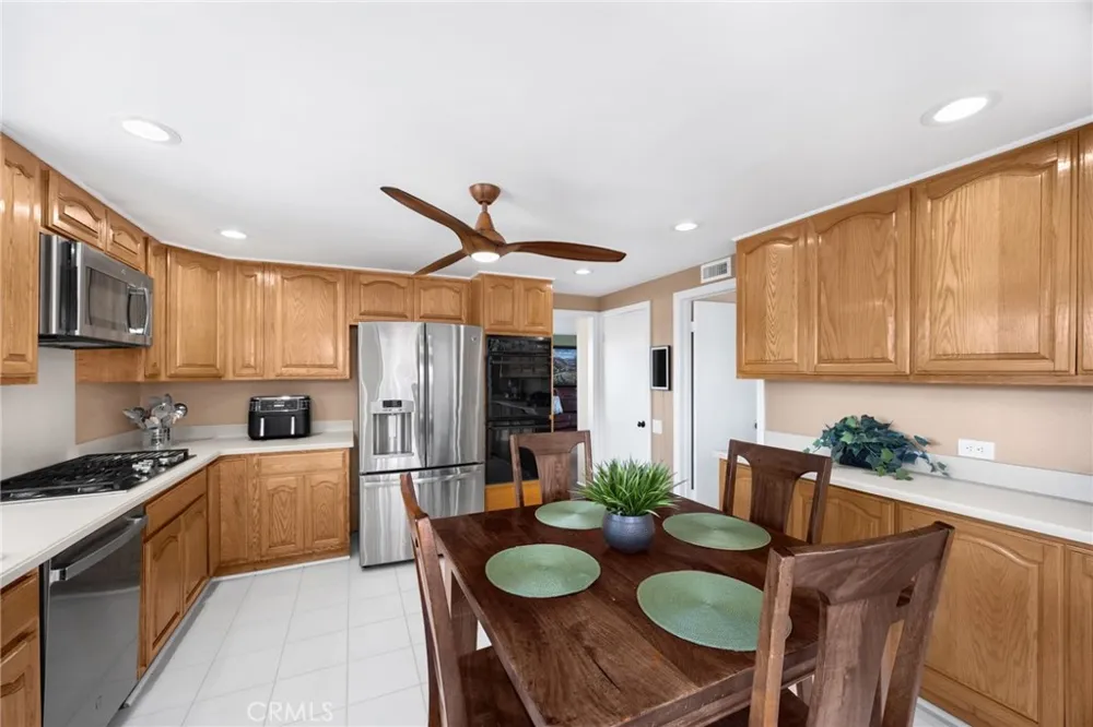 2226 Shadetree Circle Brea, CA 92821