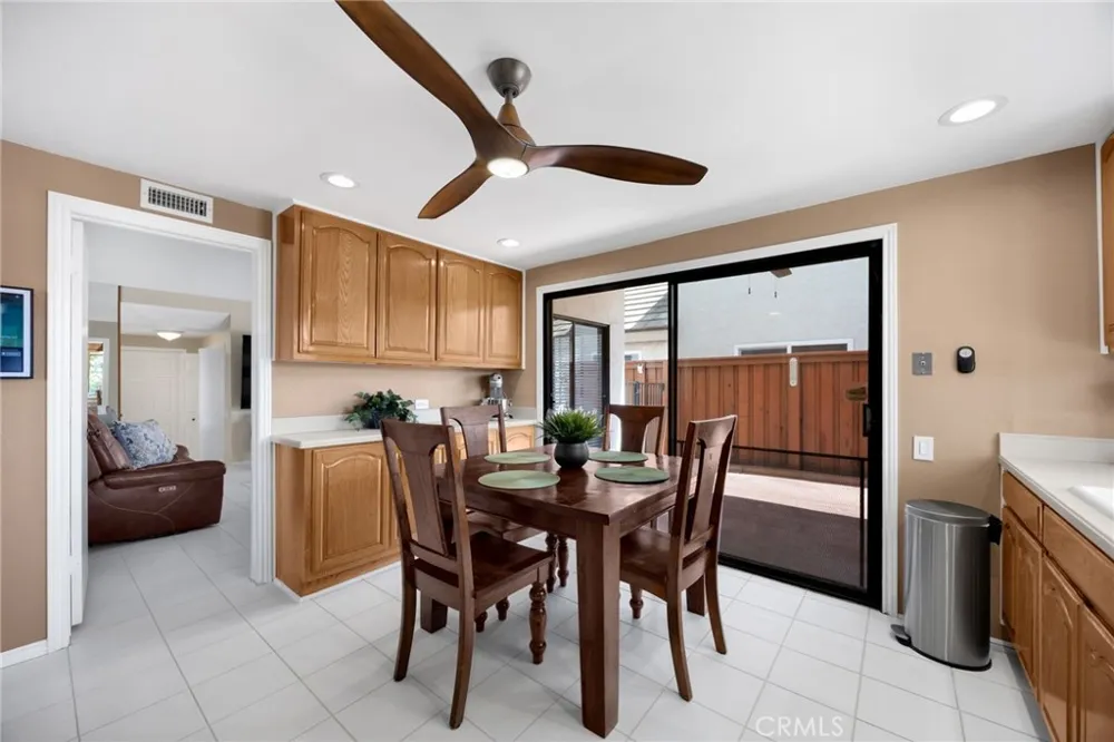 2226 Shadetree Circle Brea, CA 92821