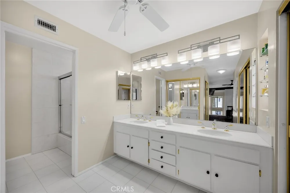 2226 Shadetree Circle Brea, CA 92821