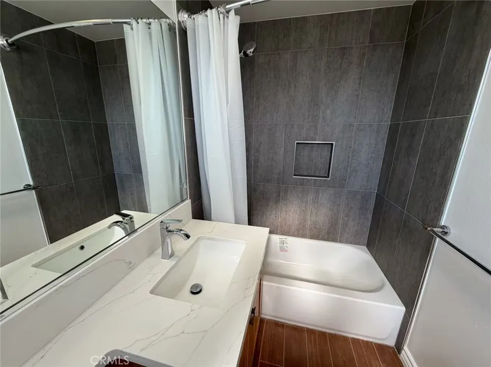 228 S Olive Avenue #A302 Alhambra, CA 91801