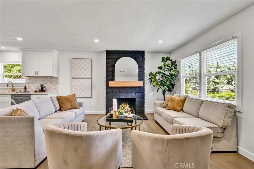 1800 E Mayfair Orange, CA 92867