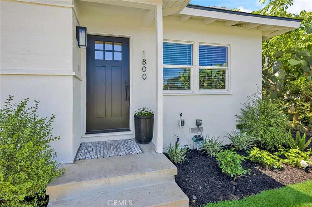 1800 E Mayfair Orange, CA 92867