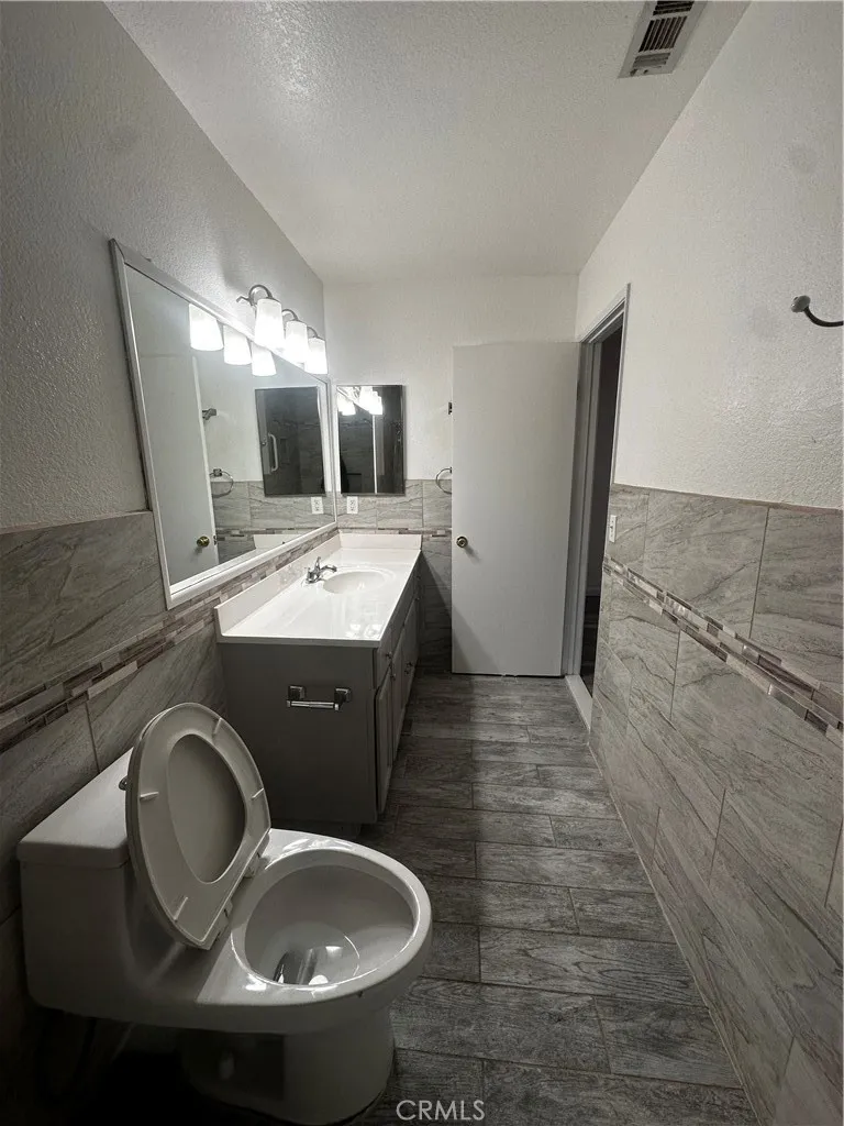 43770 Santa Rosa Circle Lancaster, CA 93535