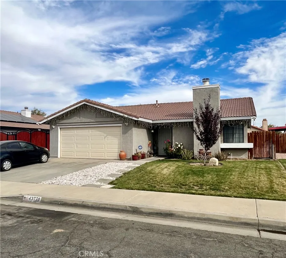 43770 Santa Rosa Circle Lancaster, CA 93535