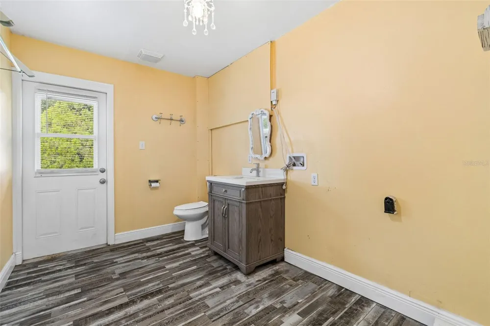 503 ROLLINGVIEW DRIVE Temple Terrace, FL 33617