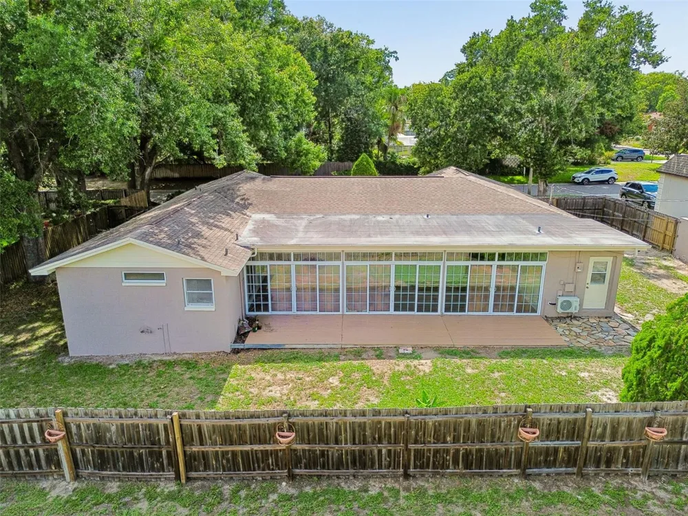 503 ROLLINGVIEW DRIVE Temple Terrace, FL 33617