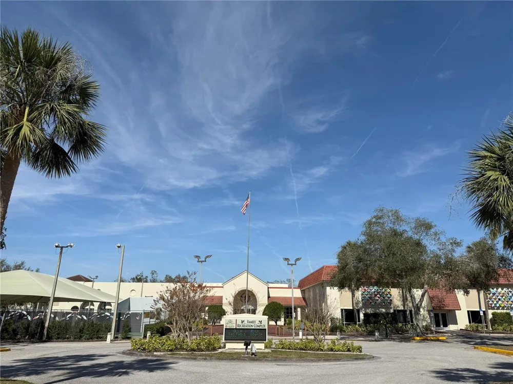 503 ROLLINGVIEW DRIVE Temple Terrace, FL 33617