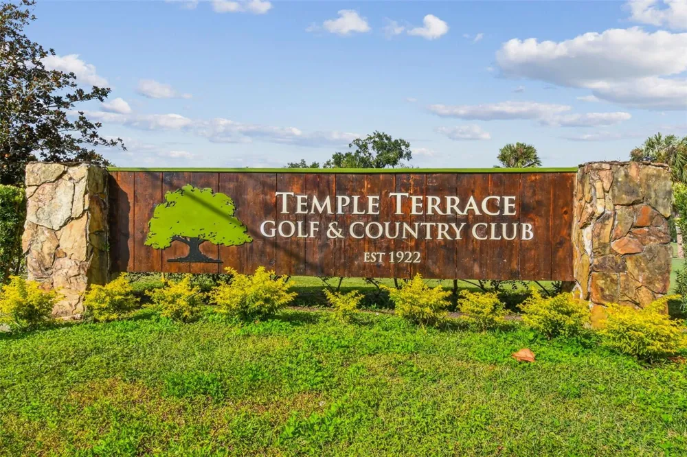 503 ROLLINGVIEW DRIVE Temple Terrace, FL 33617
