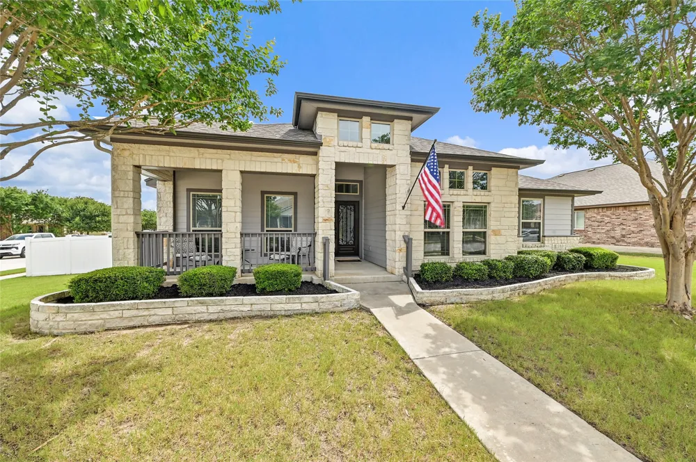 821 Bryce Canyon Pflugerville, TX 78660