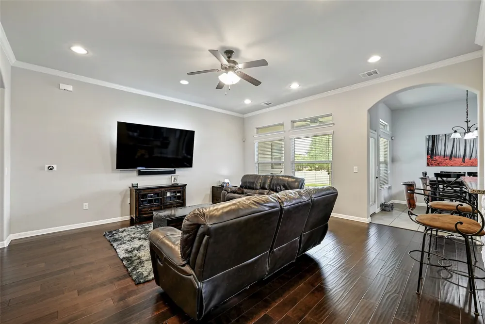 821 Bryce Canyon Pflugerville, TX 78660
