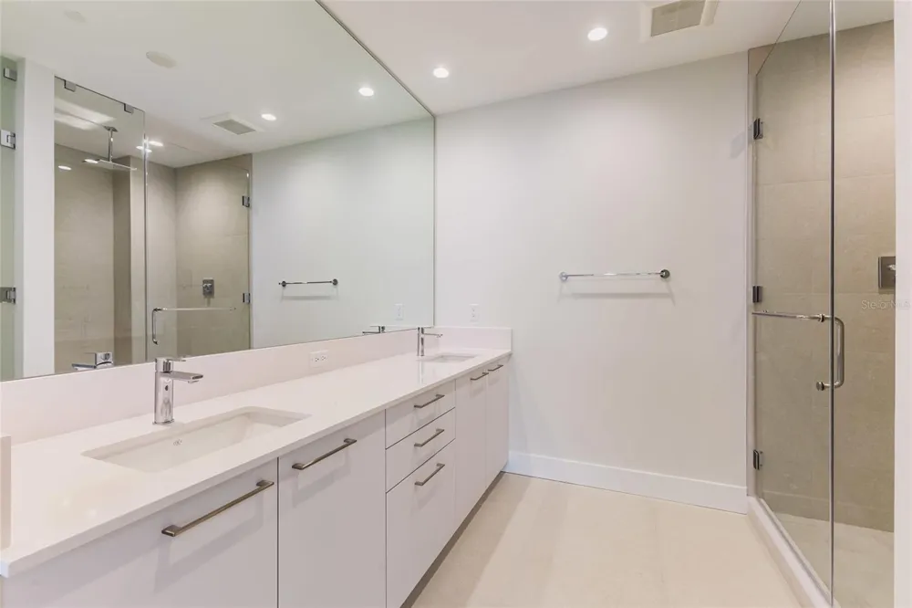 275 1ST AVENUE S #3908 St Petersburg, FL 33701